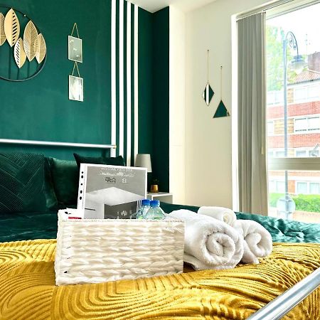 Comfortable Private Room In Bermondsey Londra Esterno foto
